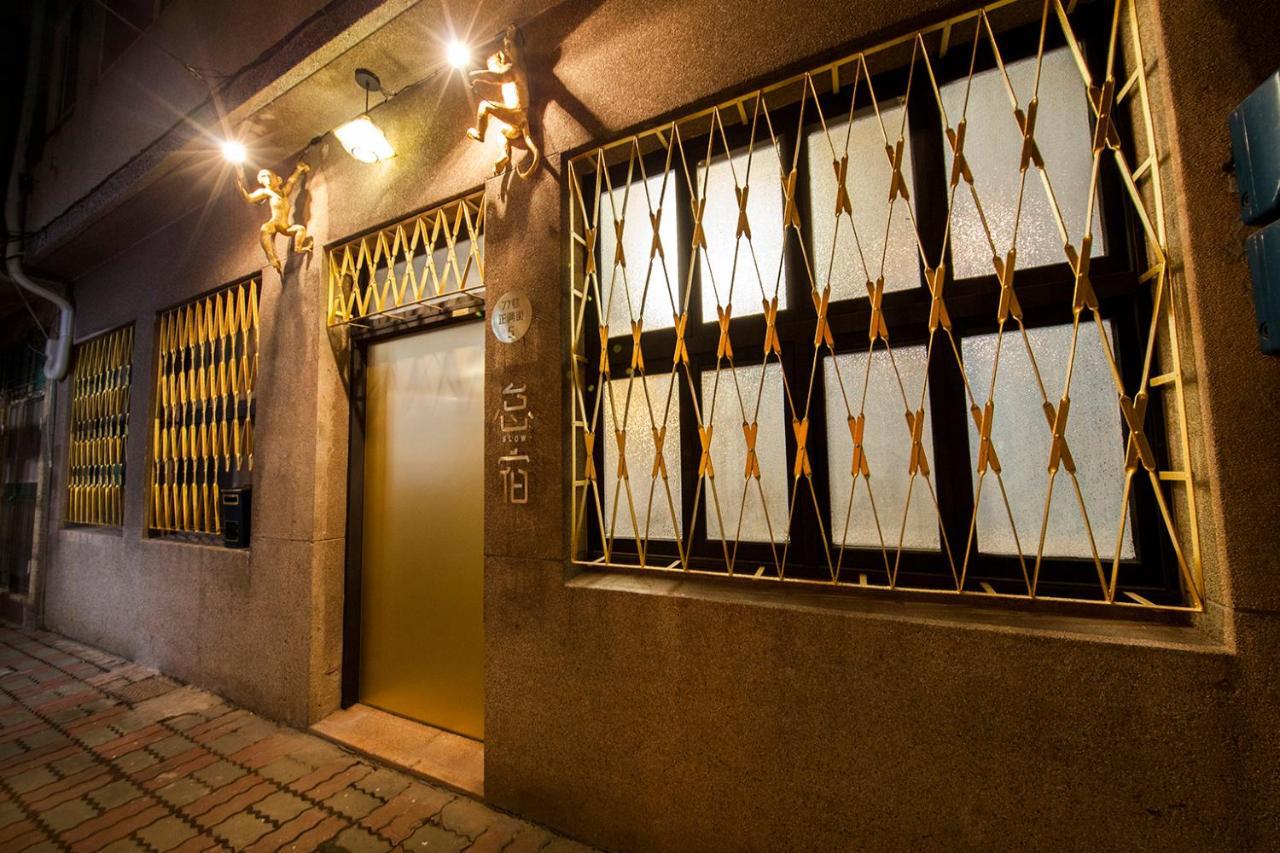 Slow Inn Tainan Exterior foto